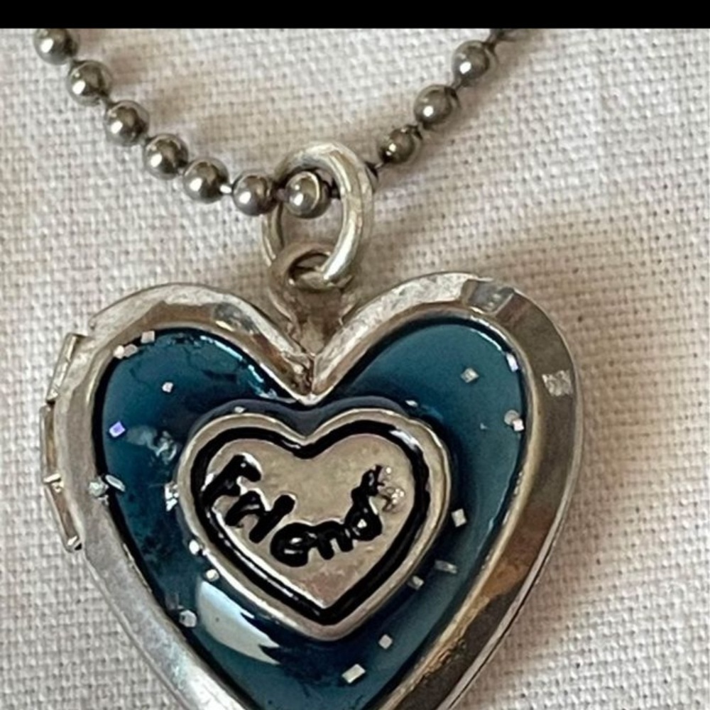 Girl’s Heart Locket Necklace. “Friends”. 16”